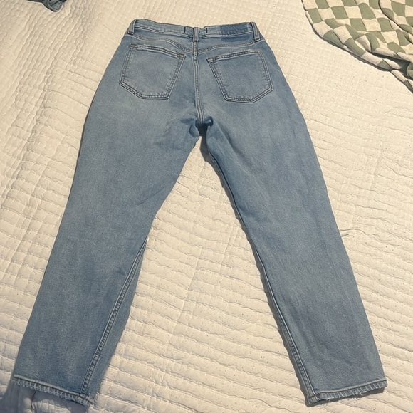 Abercrombie mom high rise jeans - Picture 5 of 6